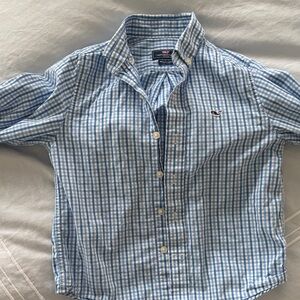 Blue vineyard vine button down